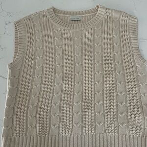 Women’s Cream Cable Knit Sweater Vest